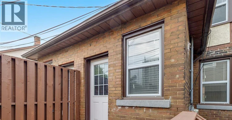 116 Elm Avenue, Windsor, ON, N9A 5G8 - 26