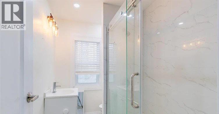 116 Elm Avenue, Windsor, ON, N9A 5G8 - 19