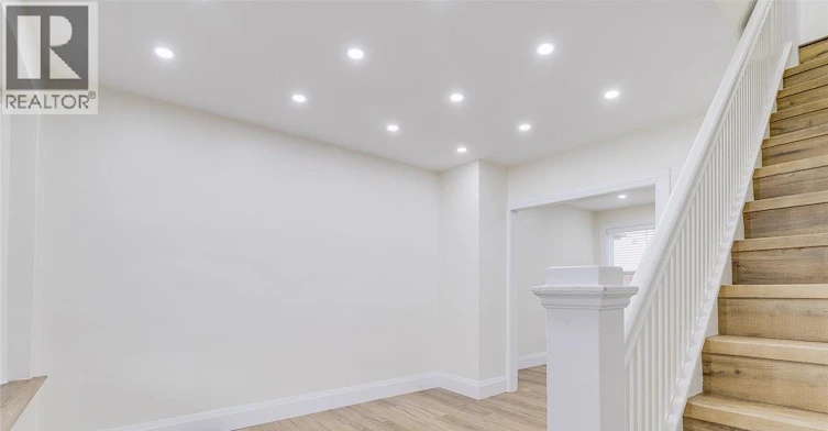 116 Elm Avenue, Windsor, ON, N9A 5G8 - 5
