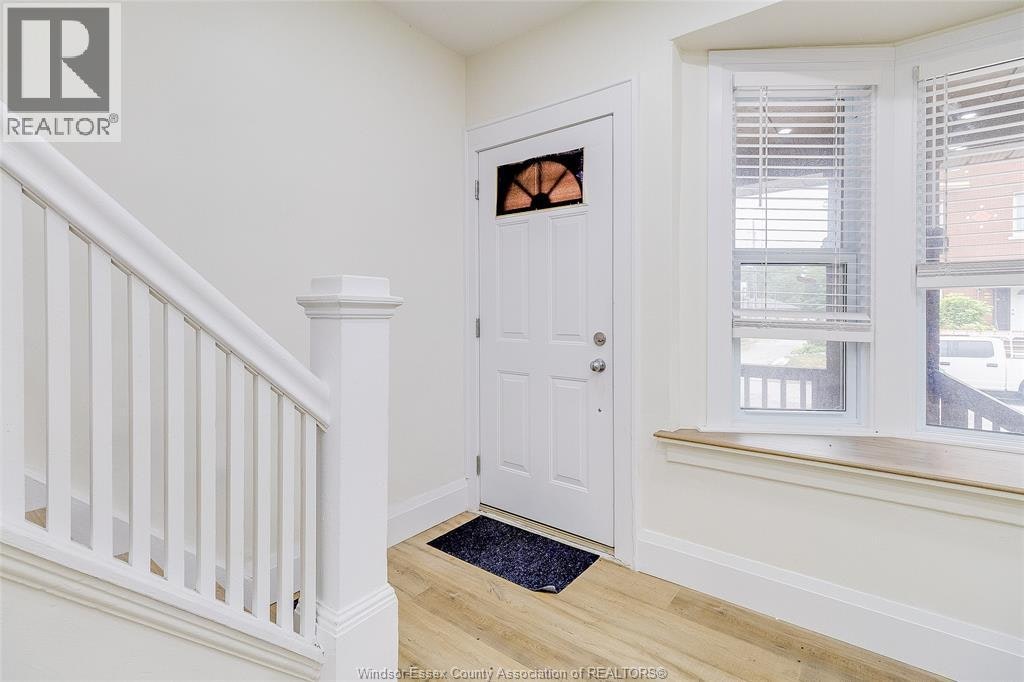 116 Elm Avenue, Windsor, ON, N9A 5G8 - 7