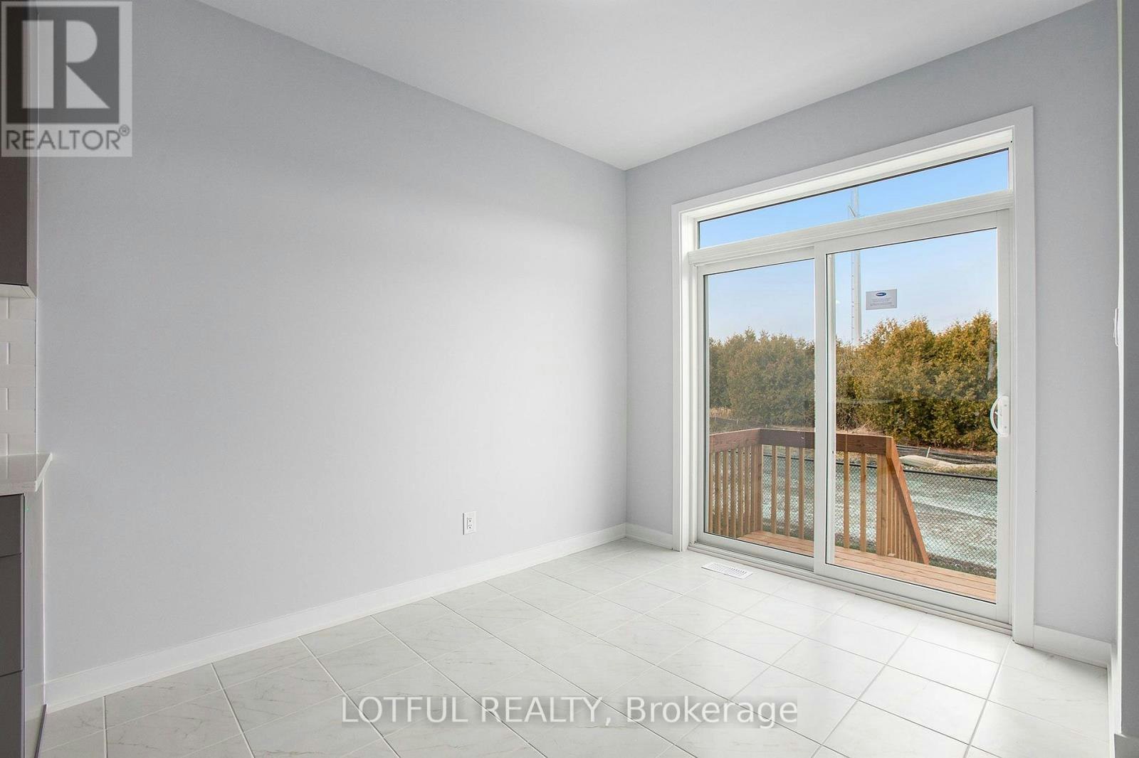 2104 Winsome Terrace, Ottawa, ON, K4A 5N1 - 9