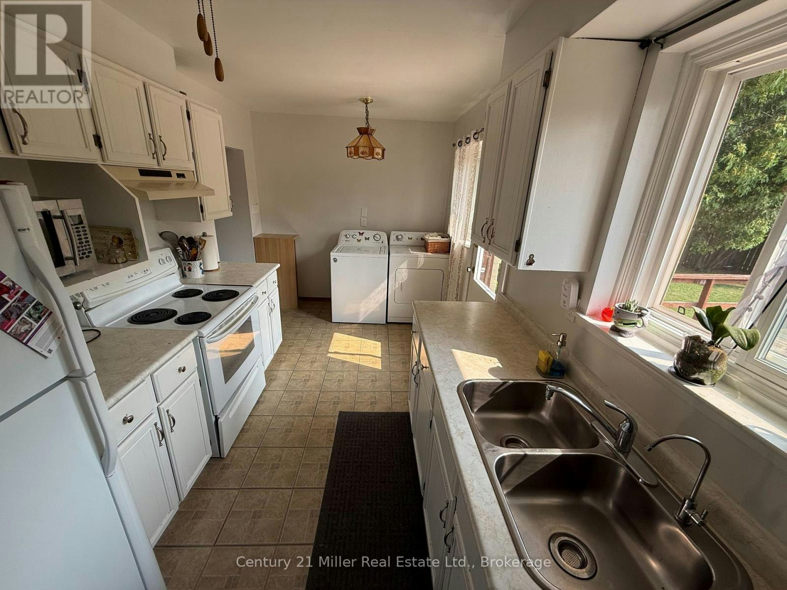 35 Melville Crescent, Brampton, ON, L6W 2S3 - 5