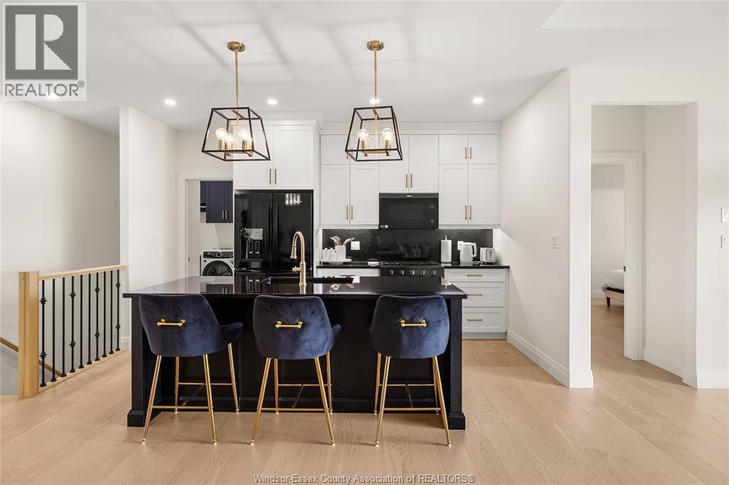 2578 Barkley, Windsor, ON, N8P 0E9 - 3