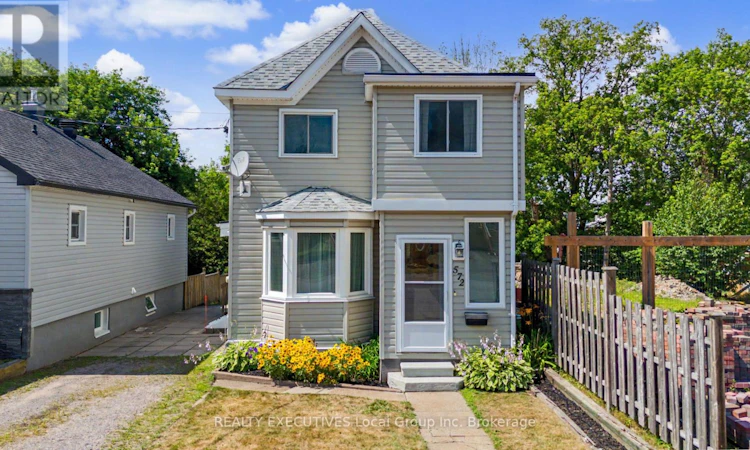572 Metcalfe Street