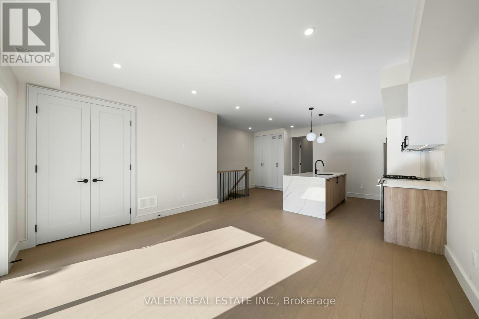 2ND FLOOR-131 Dovercourt Road, Toronto, ON, M6J 3C5 - 21
