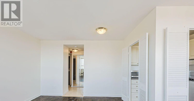 902-485 Kingston Road, Toronto, ON, M4L 1V6 - 9