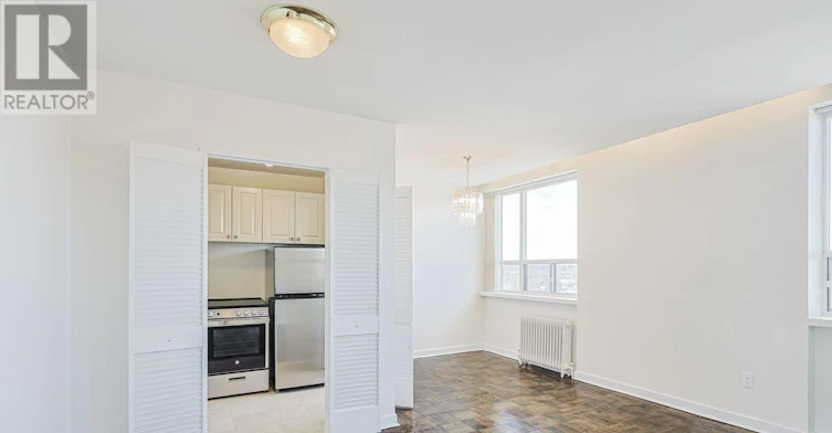 902-485 Kingston Road, Toronto, ON, M4L 1V6 - 4