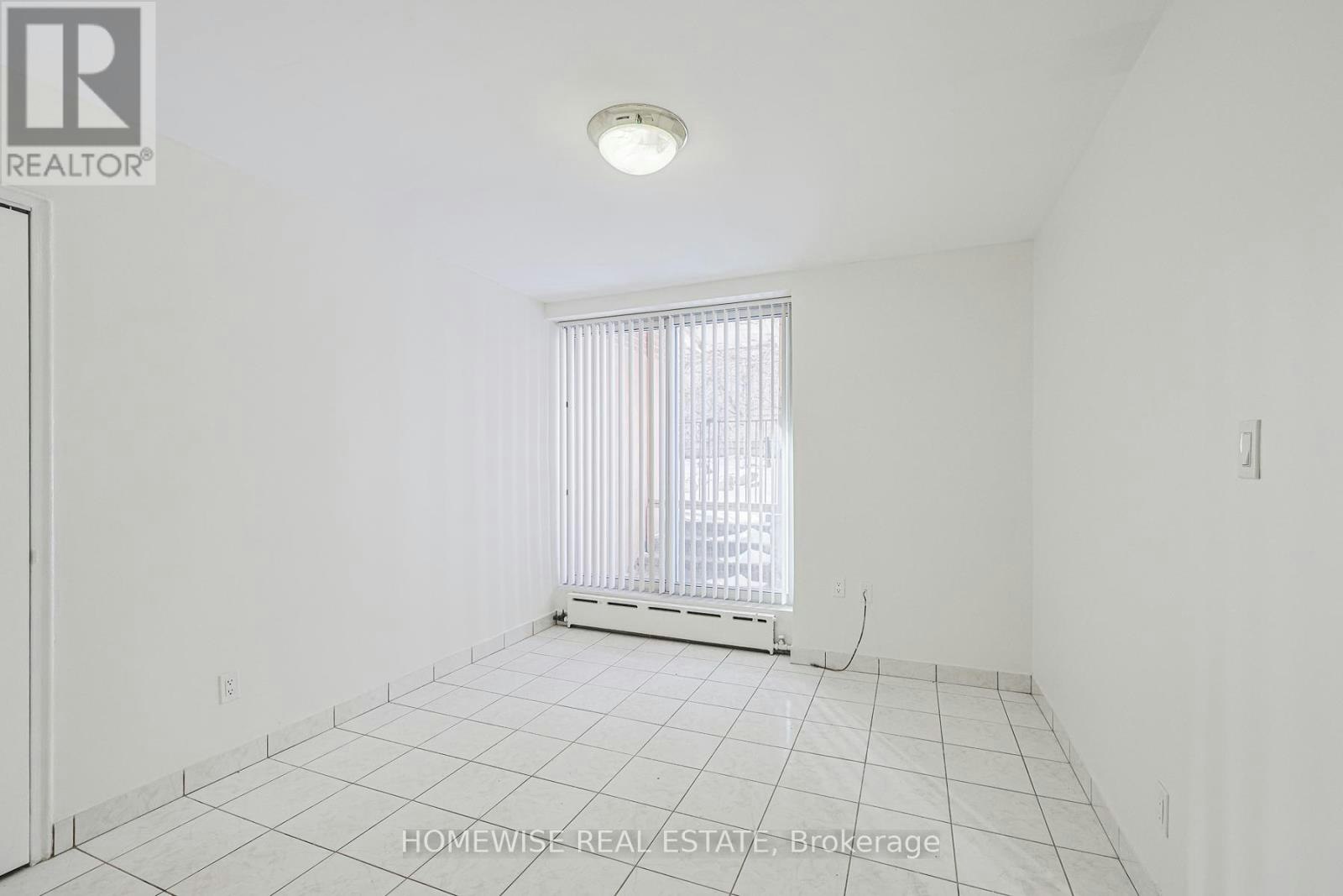 105-485 Kingston Road, Toronto, ON, M4L 1V6 - 17