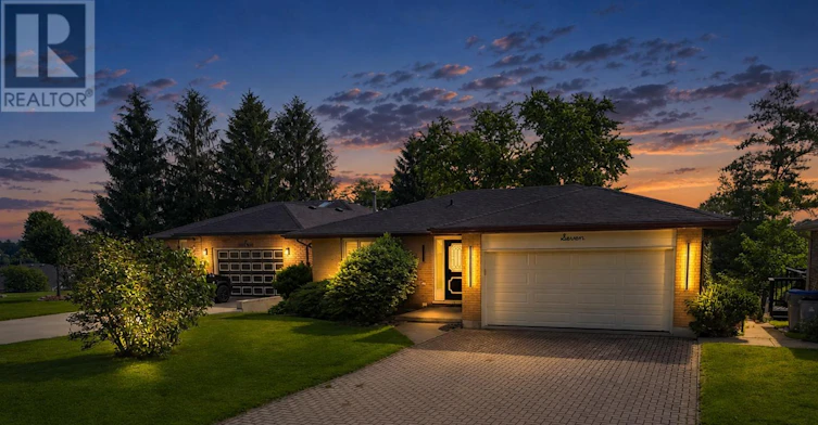 7 Hillside Court, St. Marys, ON, N4X 1C3