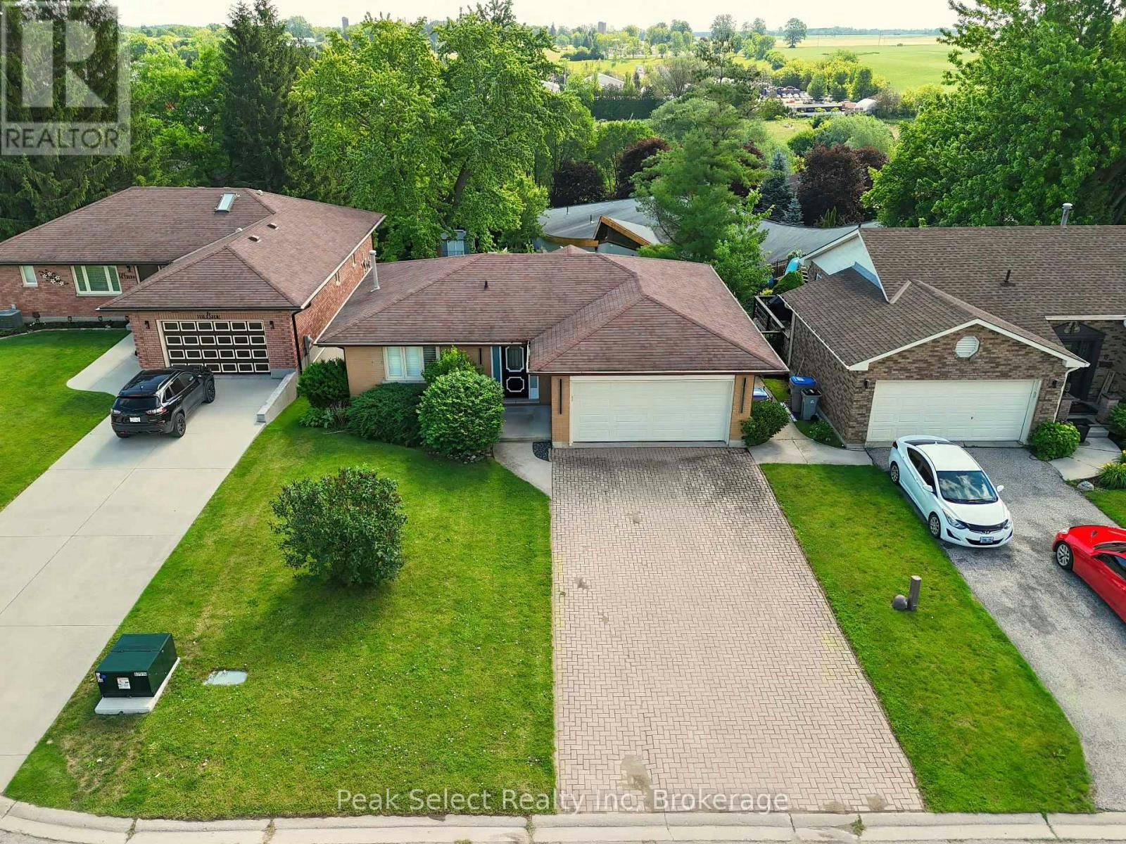7 Hillside Court, St. Marys, ON, N4X 1C3 - 7