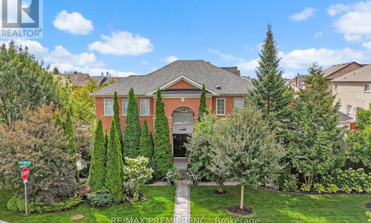124 Kingsview Drive