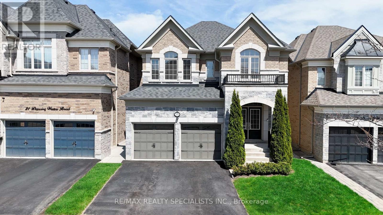 19 Dancing Waters Road, Brampton, ON, L6Y 6B5
