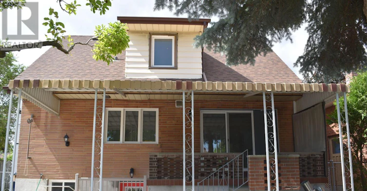67 Cartwright Avenue, Toronto, ON, M6A 1V1 - 4
