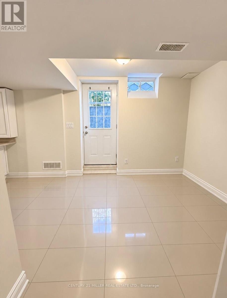 5214 Preservation Circle, Mississauga, ON, L5M 7T2 - 8