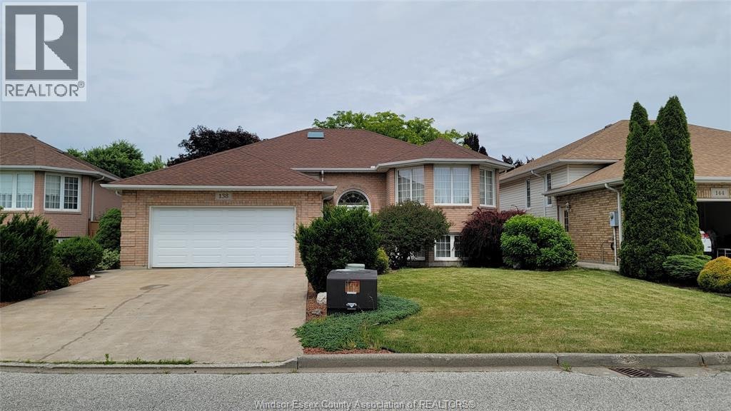 138 Hampton, Windsor, ON, N9E 4M5