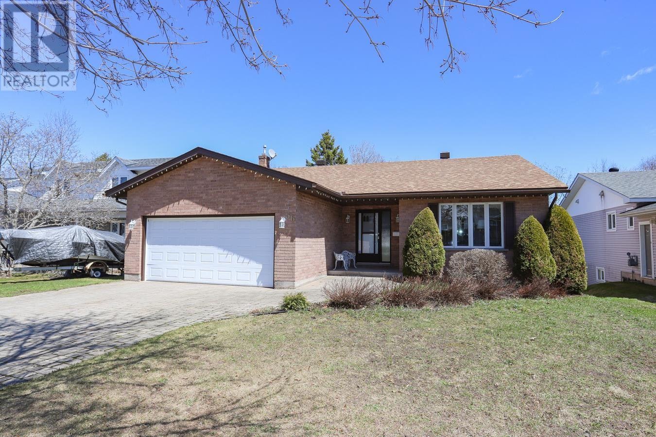 56 Prince Charles Crescent, Sault Ste. Marie, ON, P6B 6C1