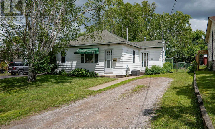 45 Valleyview Crescent