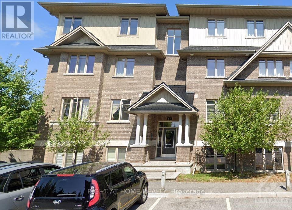 H-57 Tayside Private, Ottawa, ON, K2J 2T3