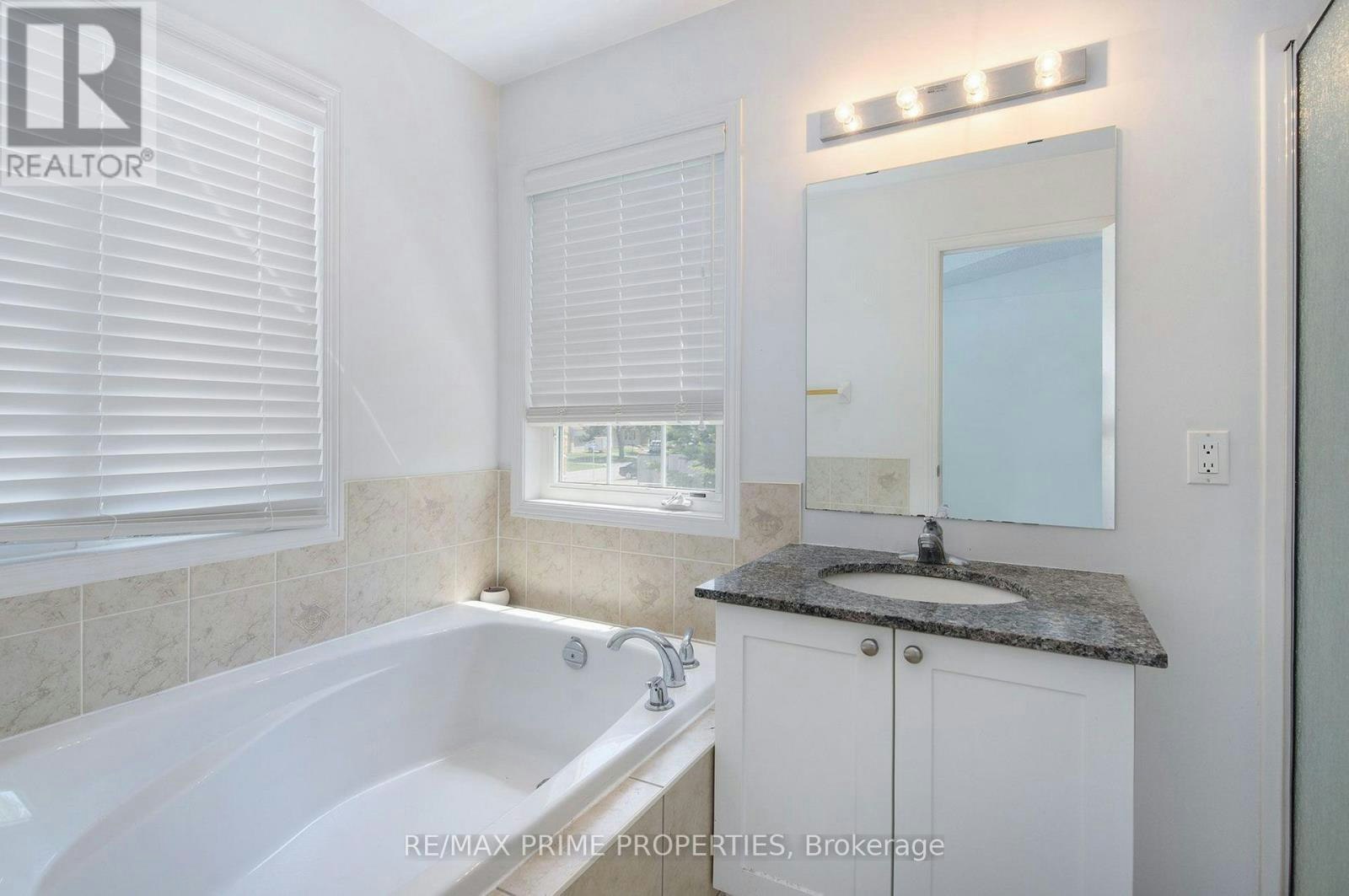 201 Freedom Private, Ottawa, ON, K1G 6W1 - 12