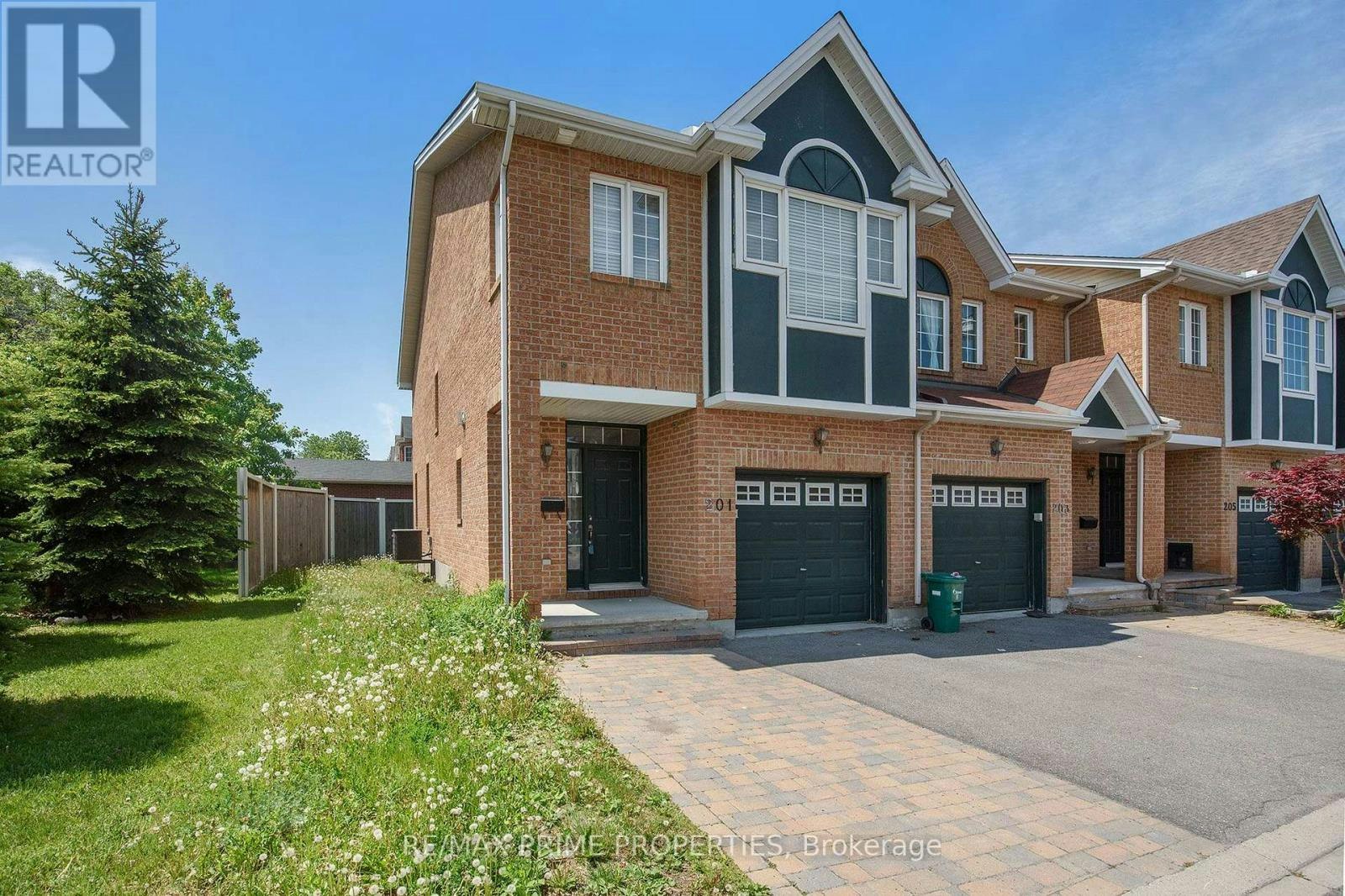 201 Freedom Private, Ottawa, ON, K1G 6W1 - 2