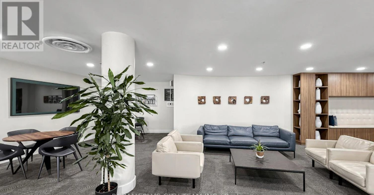 437-22 Southport Street, Toronto, ON, M6S 4Y9 - 26