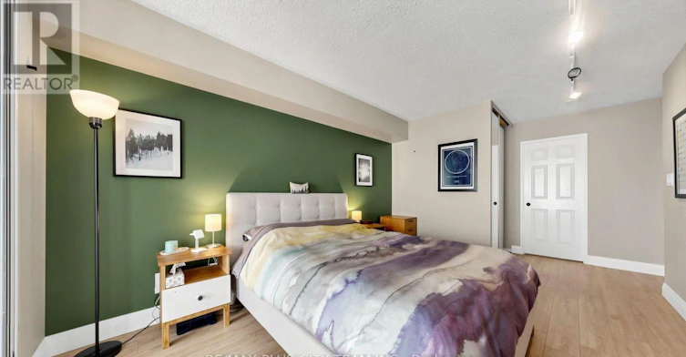 437-22 Southport Street, Toronto, ON, M6S 4Y9 - 13