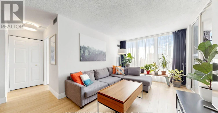 437-22 Southport Street, Toronto, ON, M6S 4Y9 - 4