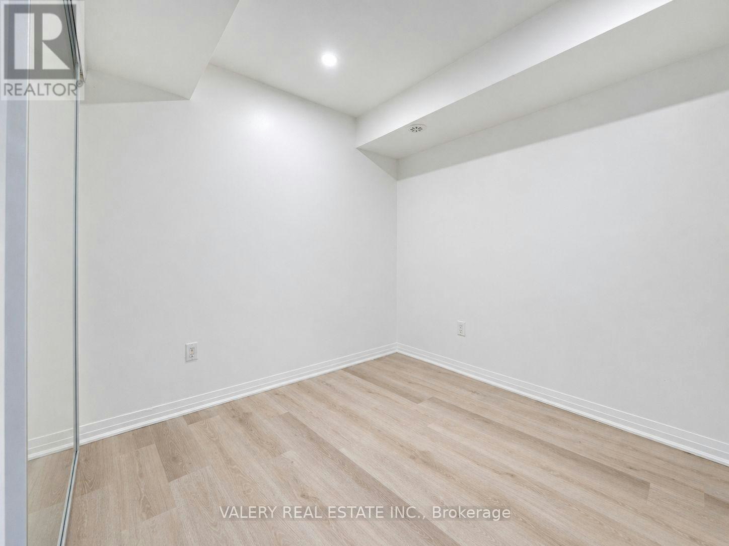 1-183 William Duncan Road, Toronto, ON, M3K 0B7 - 16