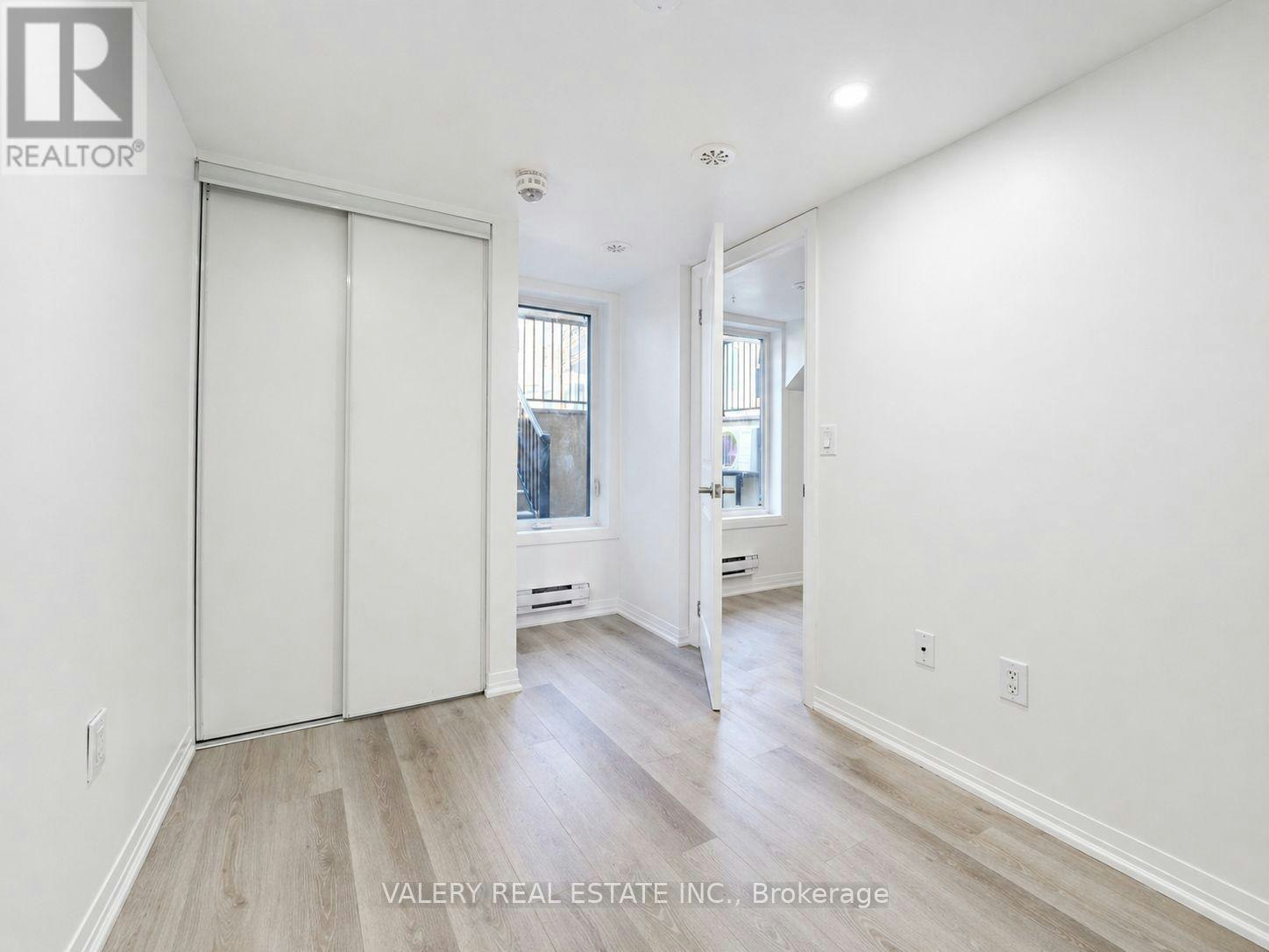 1-183 William Duncan Road, Toronto, ON, M3K 0B7 - 12