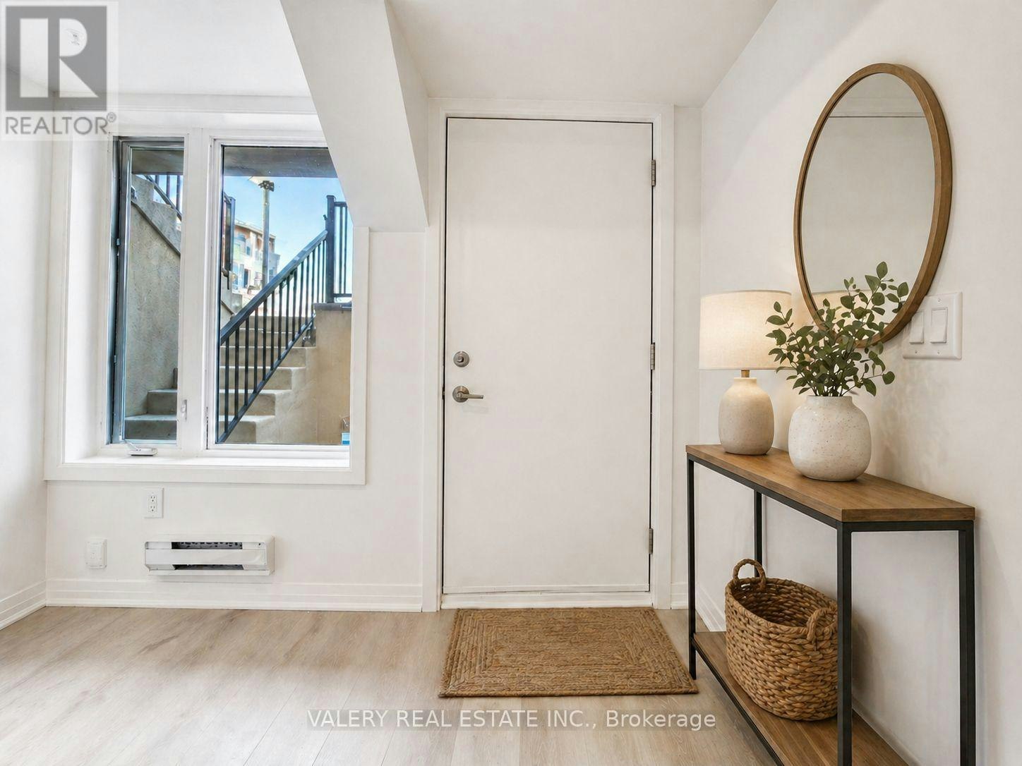 1-183 William Duncan Road, Toronto, ON, M3K 0B7 - 3