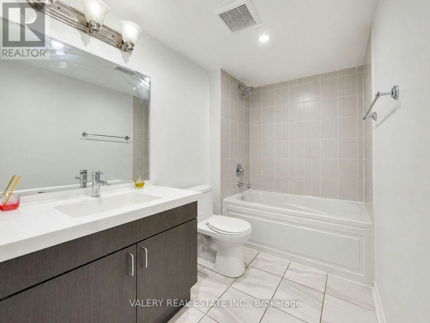1-183 William Duncan Road, Toronto, ON, M3K 0B7 - 17