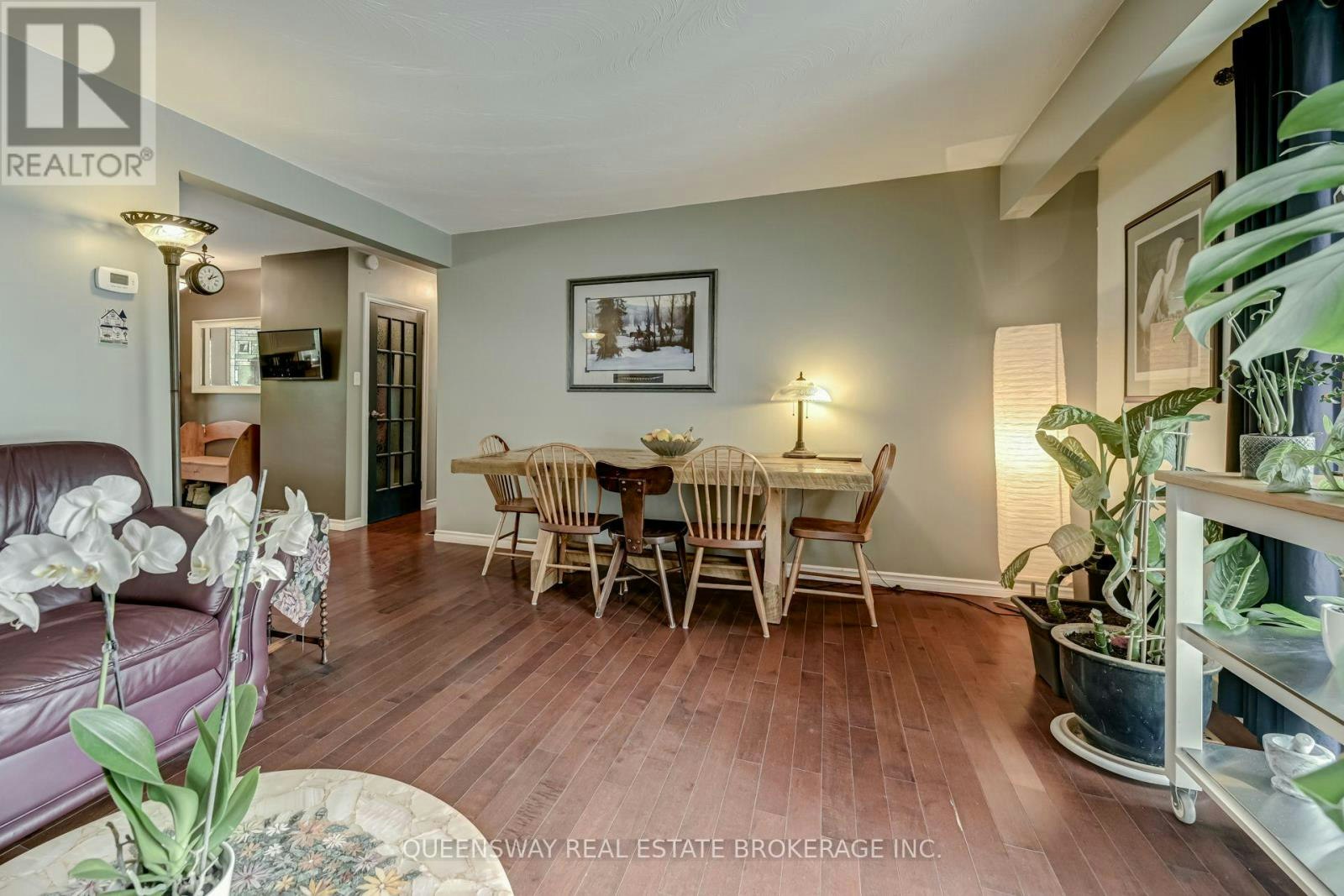14 Webb Street, East Luther Grand Valley, ON, L0N 1G0 - 9