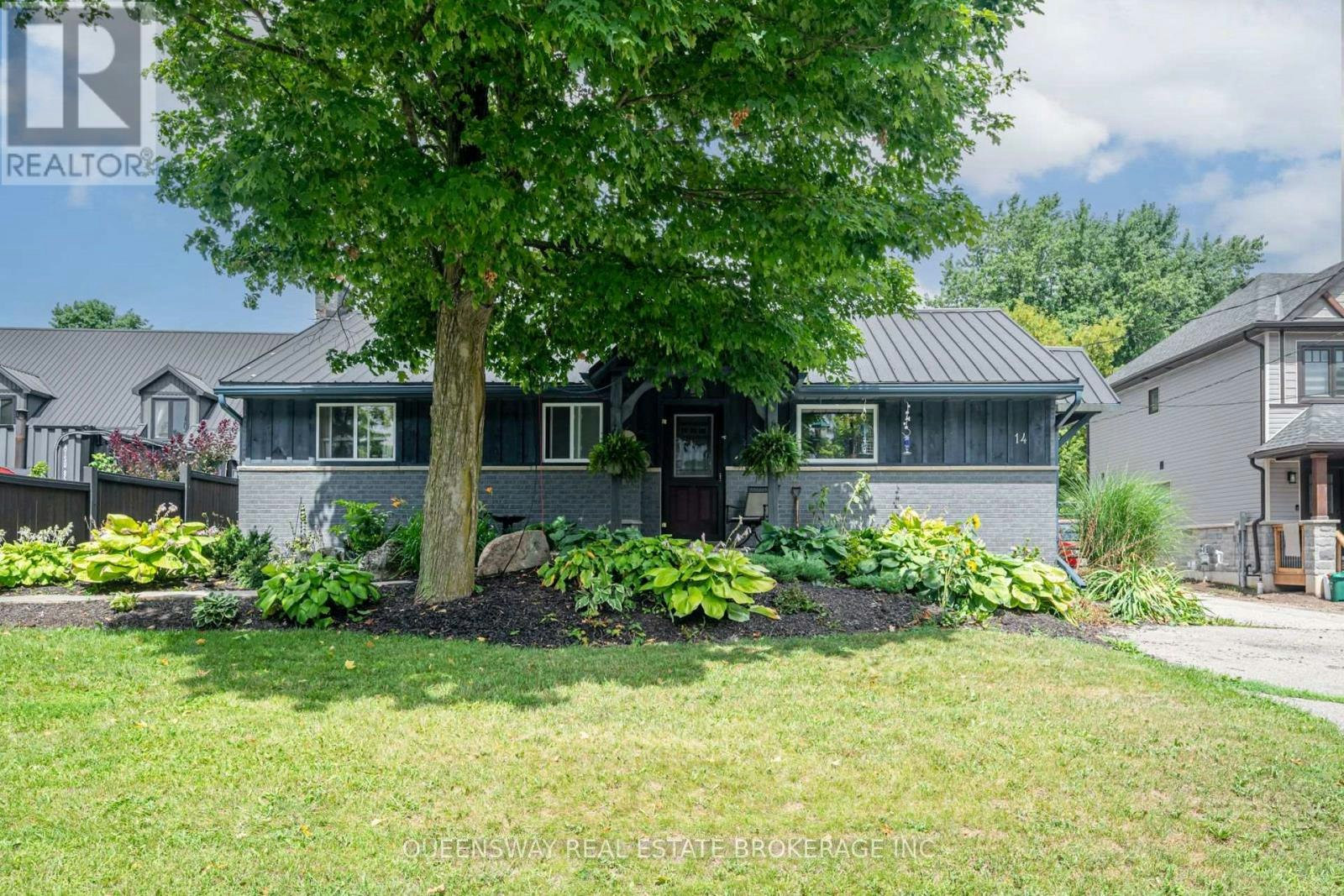 14 Webb Street, East Luther Grand Valley, ON, L0N 1G0