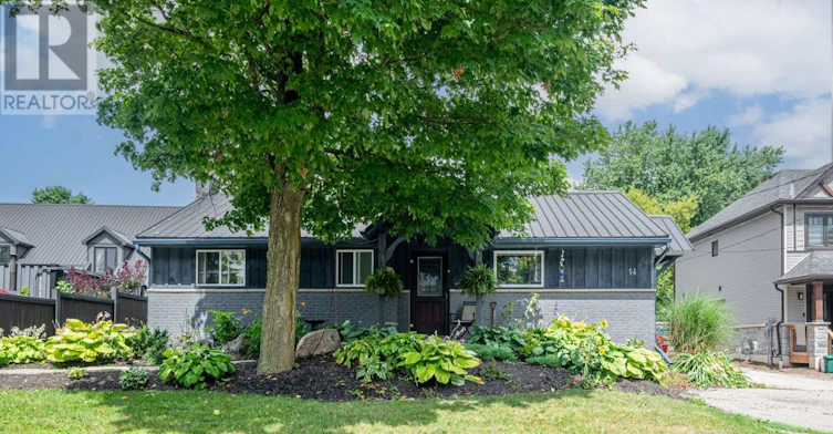 14 Webb Street, East Luther Grand Valley, ON, L0N 1G0
