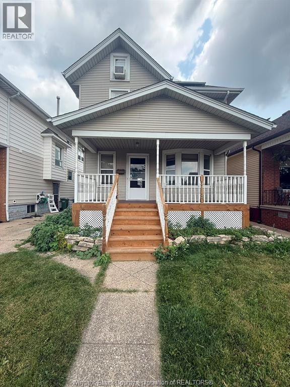1058 Moy, Windsor, ON, N9A 2P3