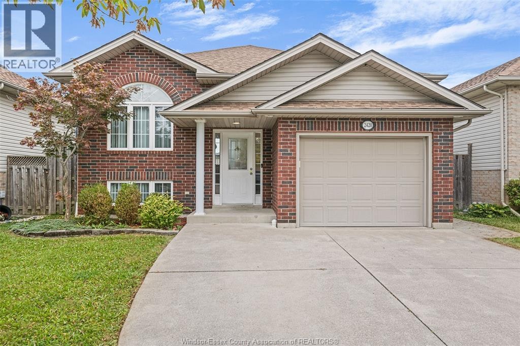 2420 Venetian Avenue, Windsor, ON, N8P 1W7