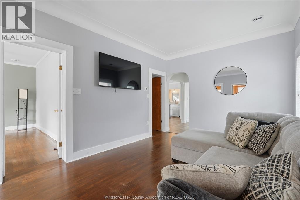 82 Pearl Street West, Kingsville, ON, N9Y 1V6 - 8