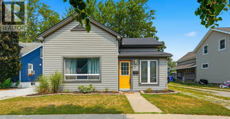 82 Pearl Street West, Kingsville, ON, N9Y 1V6