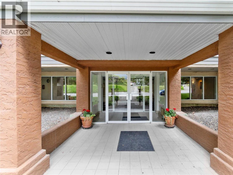 208-250 SE 5th Street, Salmon Arm, BC, V1E 1J8 - 40