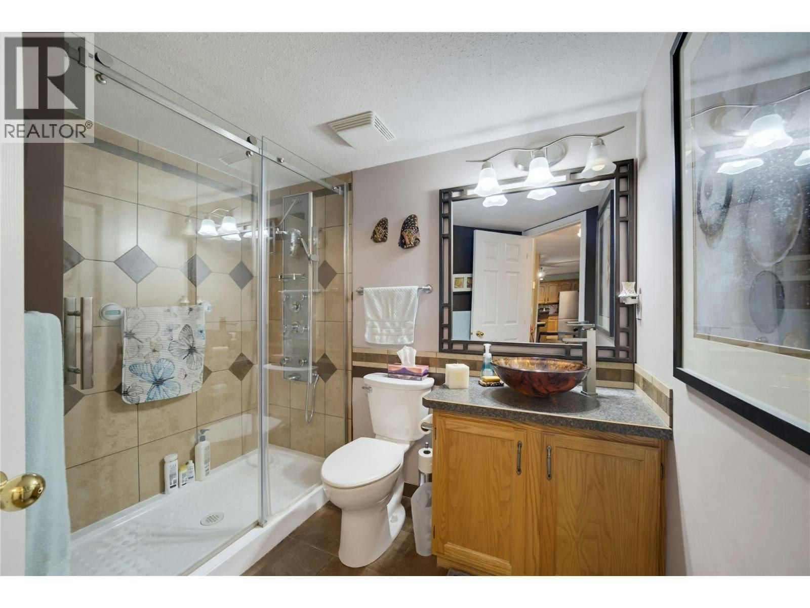 208-250 SE 5th Street, Salmon Arm, BC, V1E 1J8 - 16