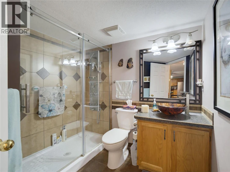 208-250 SE 5th Street, Salmon Arm, BC, V1E 1J8 - 16