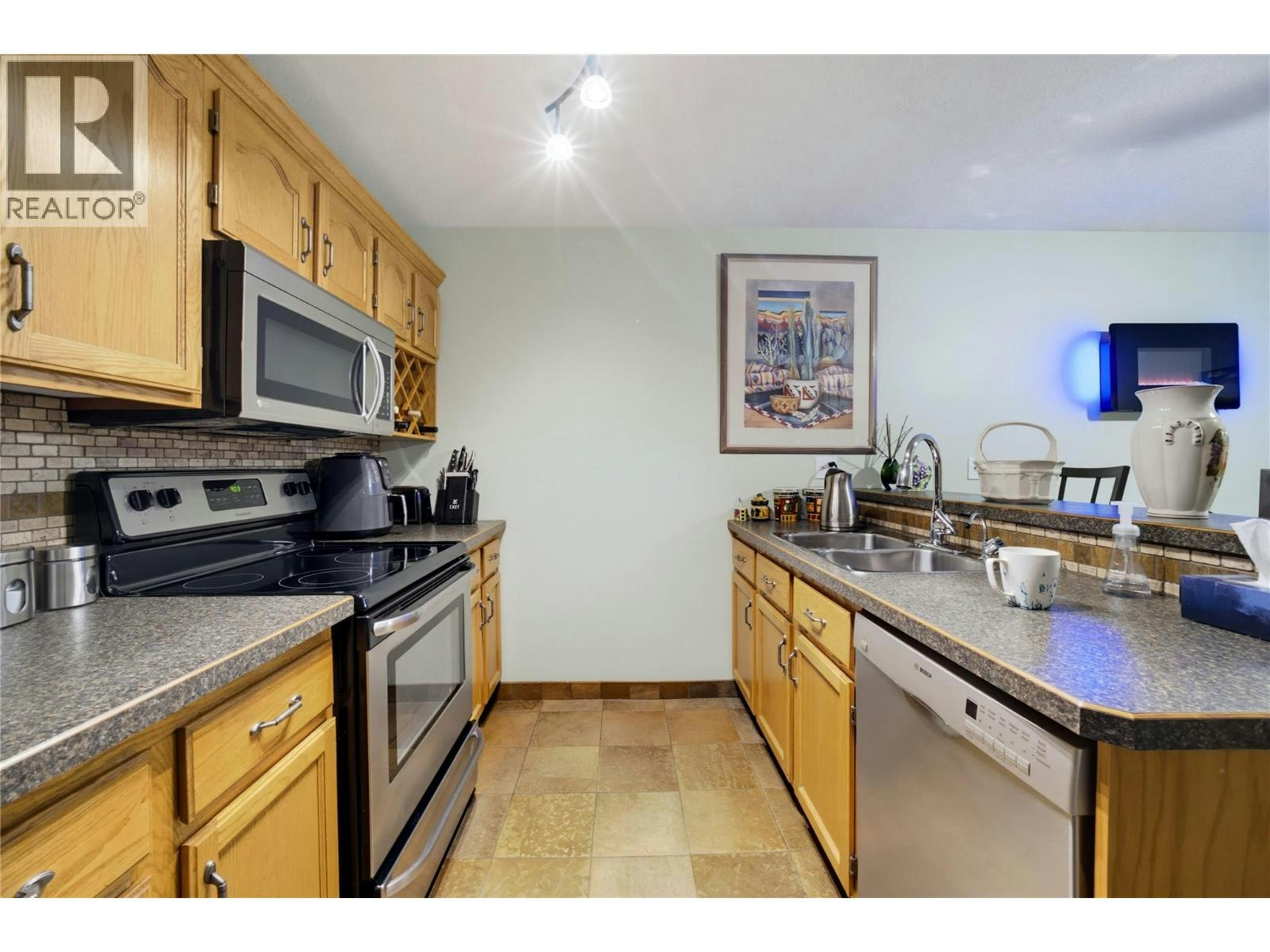 208-250 SE 5th Street - 4