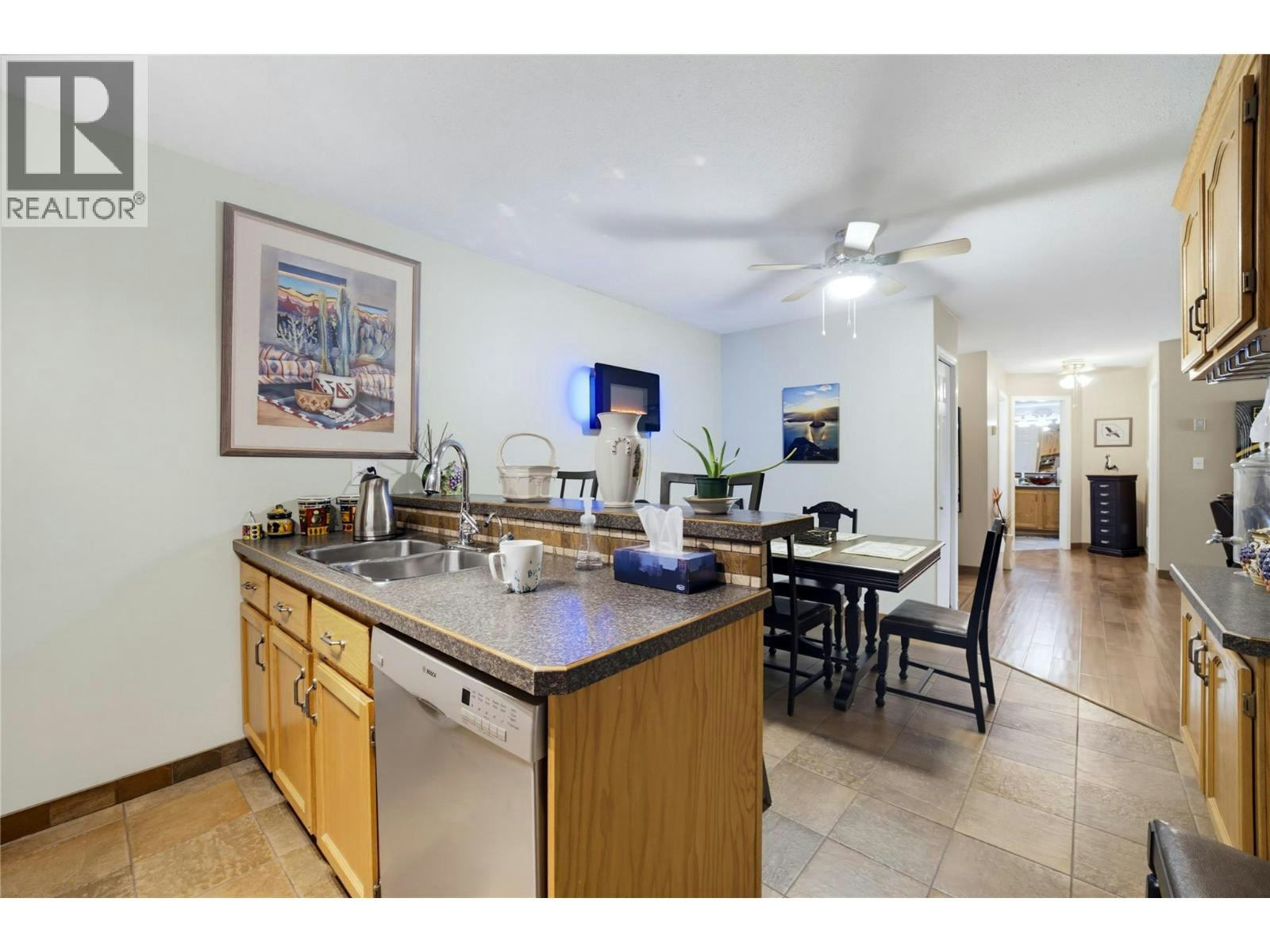 208-250 SE 5th Street, Salmon Arm, BC, V1E 1J8 - 6