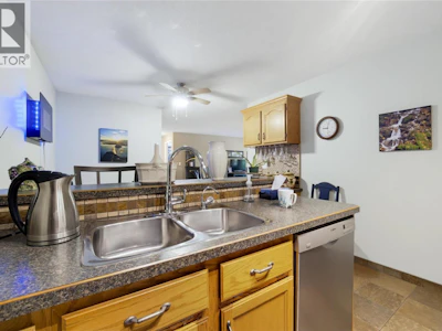 208-250 SE 5th Street - 5