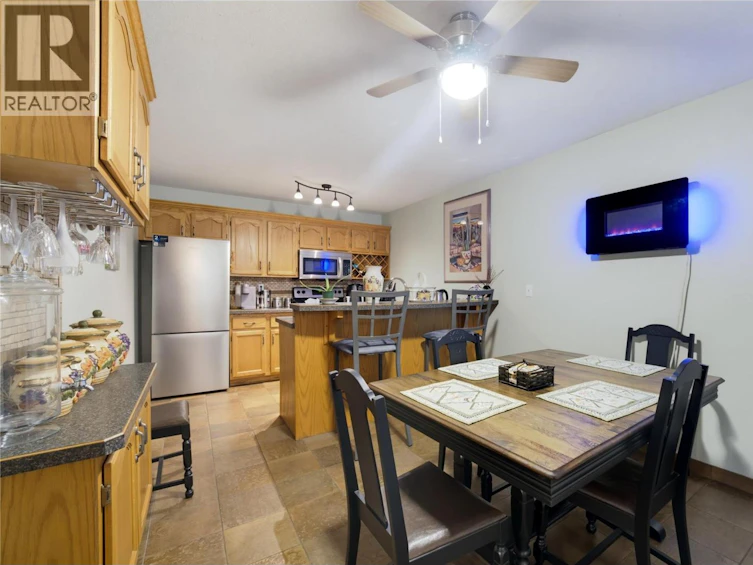 208-250 SE 5th Street, Salmon Arm, BC, V1E 1J8 - 7