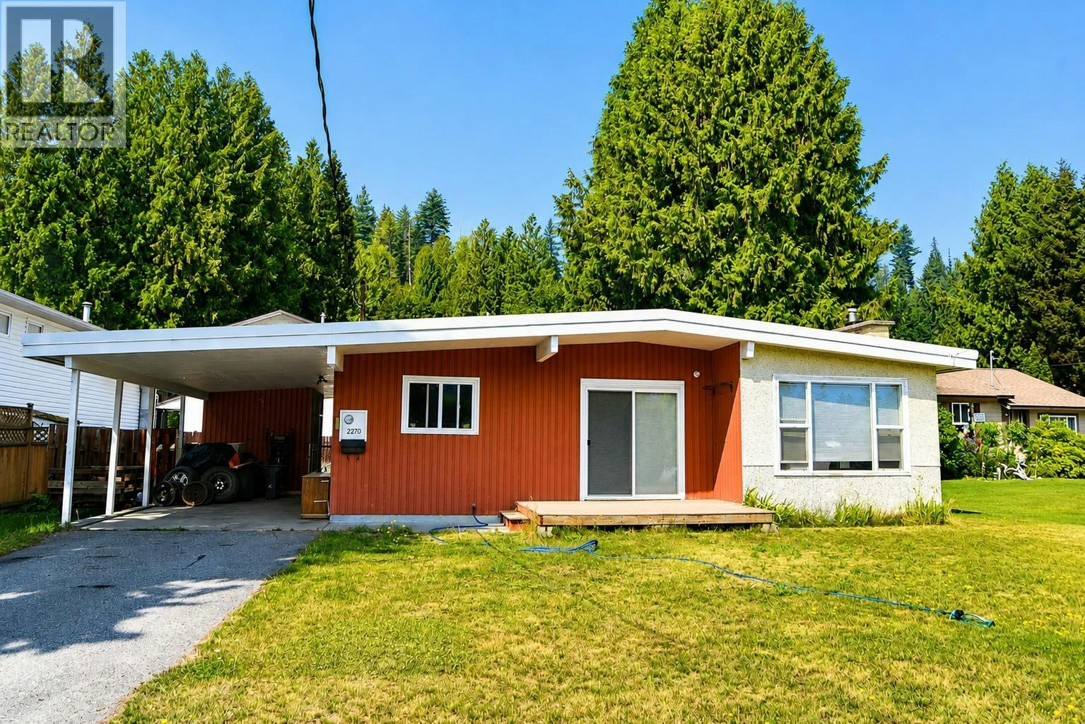 2270 10th Avenue, Castlegar, BC, V1N 2Z7