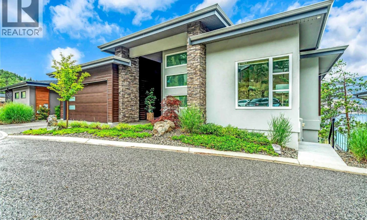 3452 Blue Grass Lane
