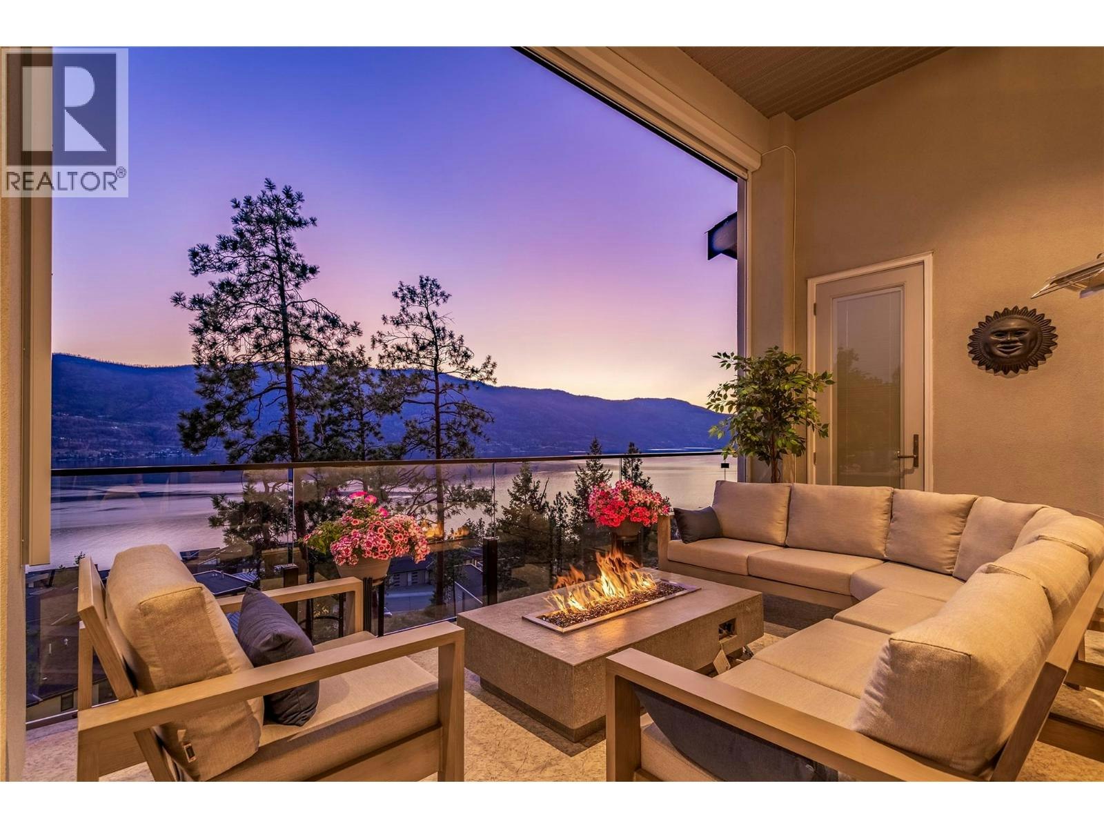 3452 Blue Grass Lane, Kelowna, BC, V1V 3G1