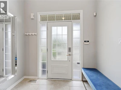 221 Nisbet Boulevard - 3