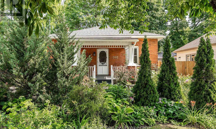 302 Huron Street